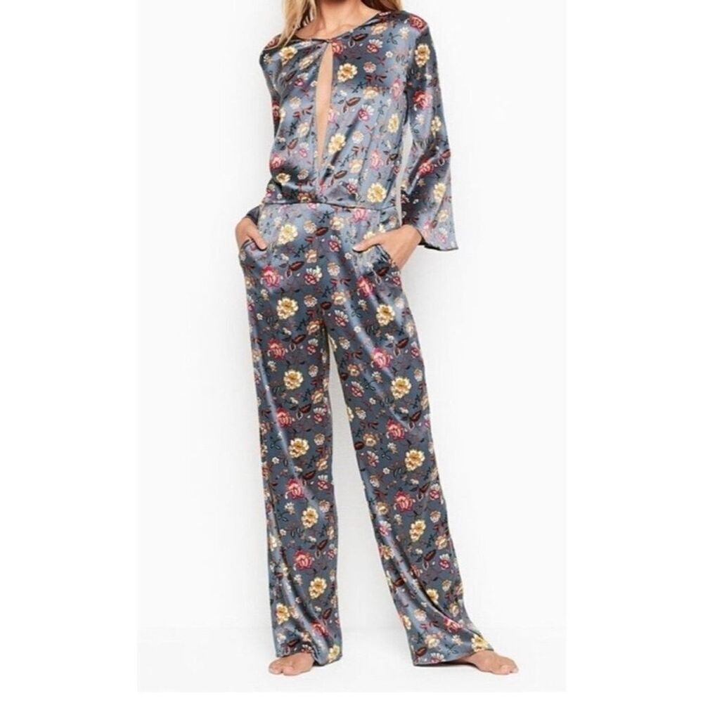 Victoria's Secret Women's Floral Satin Jumpsuit Romper Size L Blue